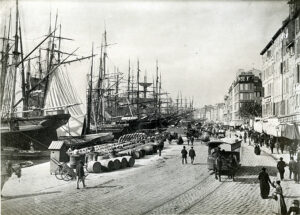 Anonyme. Marseille. Quai du port. Vers 1890. Photographie. Marseille, CCIAMP.