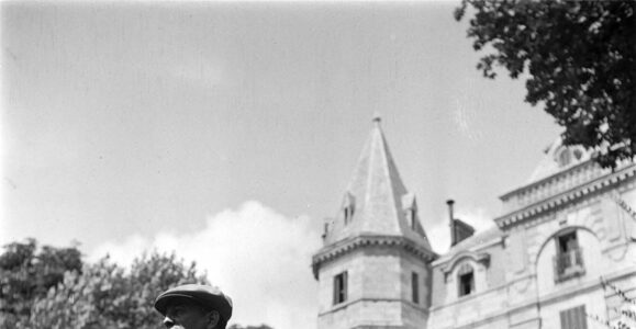 Arts - Cinéma. Baptême de La prière aux étoiles au Château de la Buzine. 1941. Photographie. Marseille, CCIAMP.