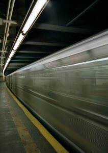 Cantais, Ludovic. "Metro". 1999. Photographie. Collection particulière.